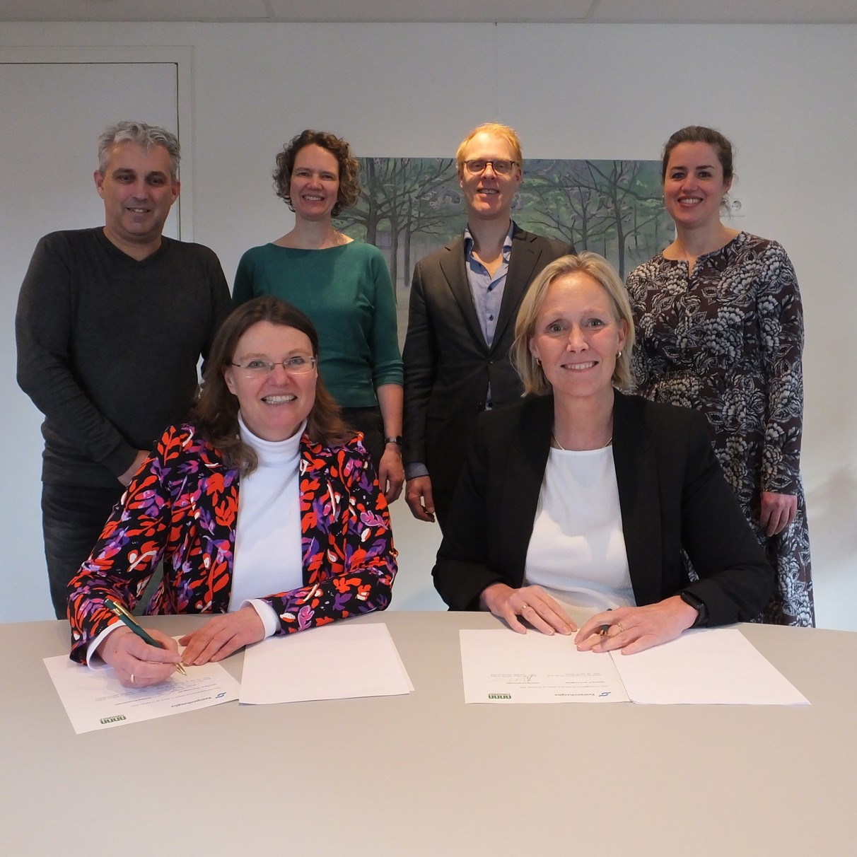 Anna Zorggroep gaat de krachten bundelen met Kempenhaeghe op het gebied van laboratoriumonderzoek. Door onze samenwerking te versterken willen we naast kostenbeheersing, de kwaliteit van het diagnostisch laboratoriumonderzoek verhogen en dienstverlening aan de cliënt nog beter maken.