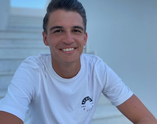 Foto fysiotherapeut Mitchell Sonneville heeft fellowship orthopedie gevolgd