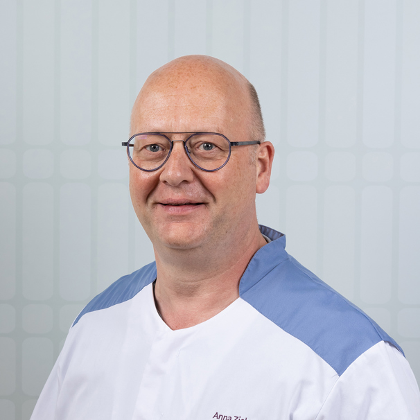 Wilbert Haagh is chirurg bij het Anna Ziekenhuis