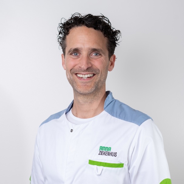 Stijn Geraets is orthopedisch chirurg bij het Anna Ziekenhuis