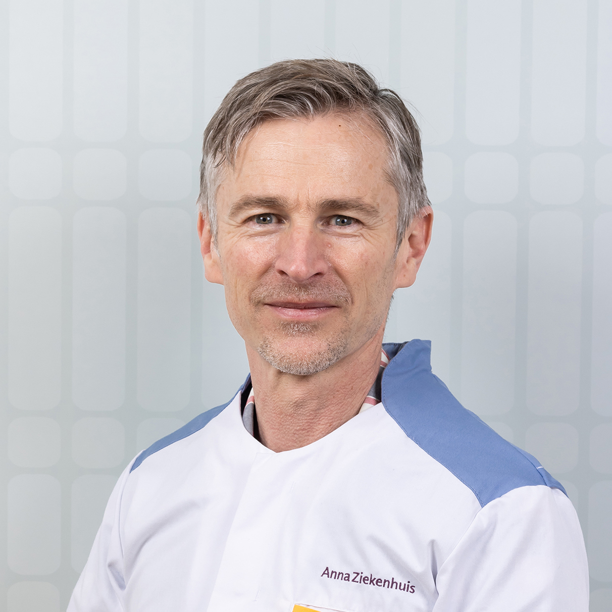 Menco Bijnen is optometrist bij het Anna Ziekenhuis