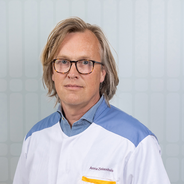 Piet Hoek is chirurg bij het Anna Ziekenhuis