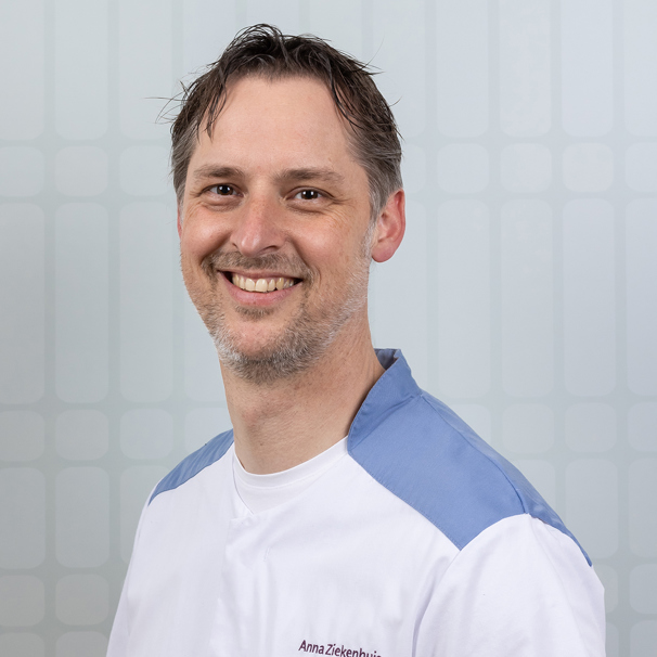 Profielfoto van Roeland Odijk - gynaecoloog Roeland Odijk is gynaecoloog bij het Anna Ziekenhuis